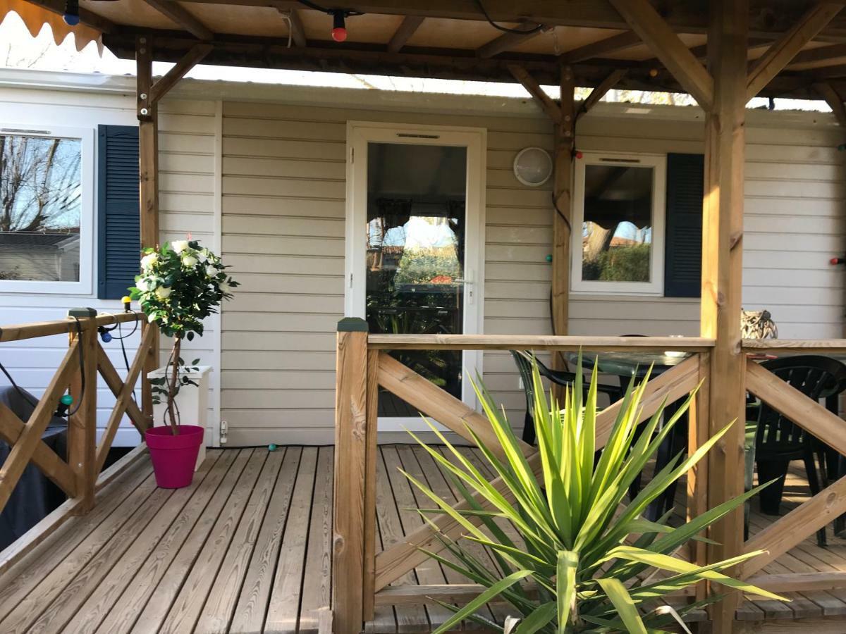 Mobil Home Climatise Camping 4* Le Grau Du Roi Les Jardins De Tivoli Exterior photo