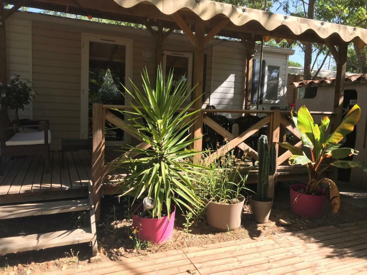 Mobil Home Climatise Camping 4* Le Grau Du Roi Les Jardins De Tivoli Exterior photo